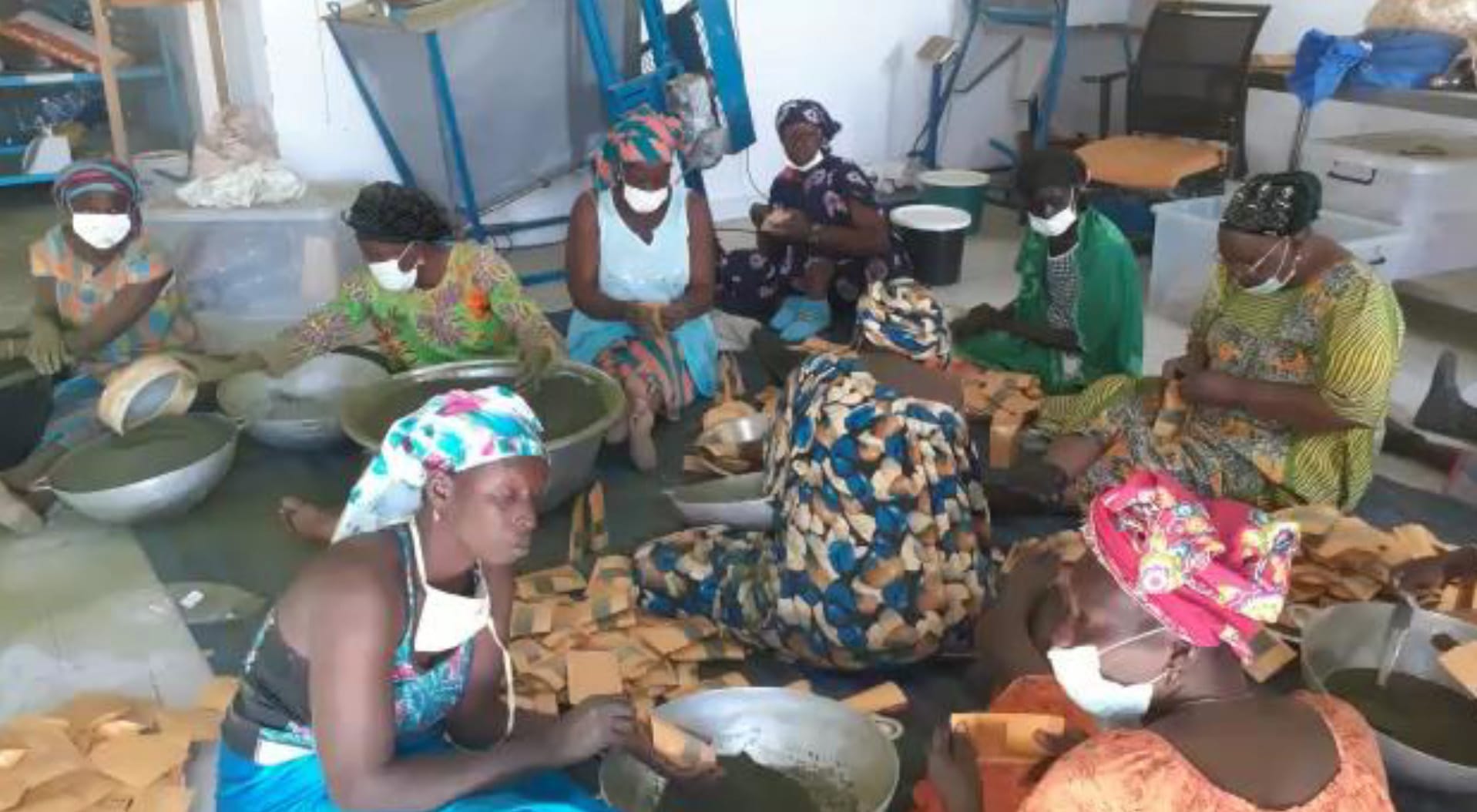 Au Sénégal, «L’ONG des Villageois de Ndem» prend en main le conditionnement et la distribution d’extrait foliaire de luzerne (EFL) dans la région de Ndem et Mbacke Kadior: